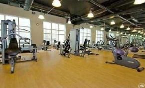 Fitness centre/gym with high ceilings